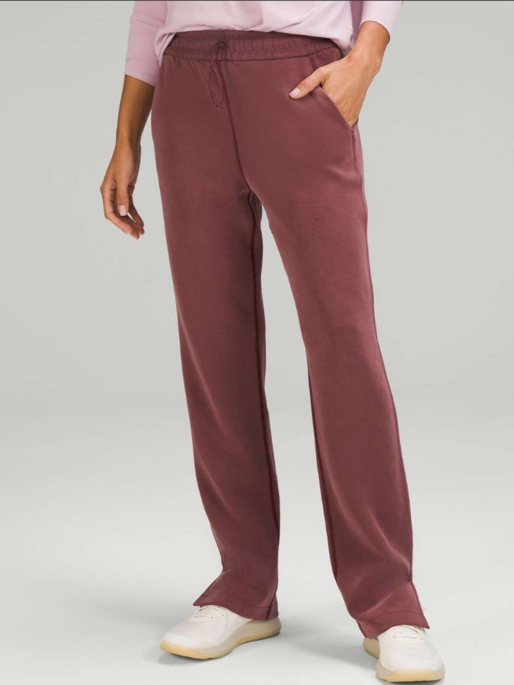 Lululemon Brushed Softstreme Split-Hem High-Rise Pant
Red Merlot